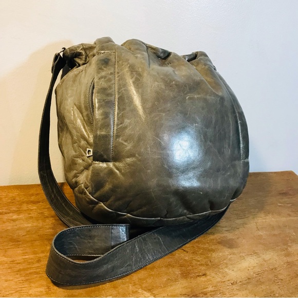 made in Canada genuine leather bag m0851 - Picture 3 of 11